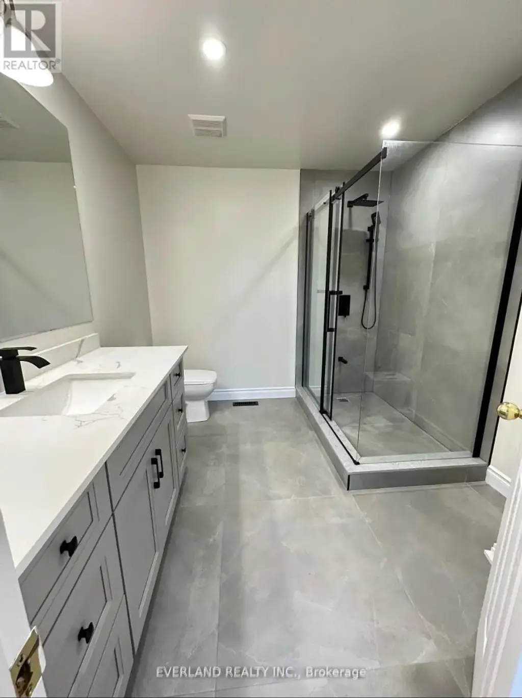 7 Bassett Avenue, Richmond Hill (Langstaff)